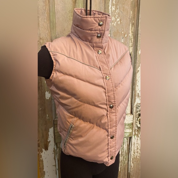 WOOLRICH Powder Pink Puffy Vest - Picture 2 of 11